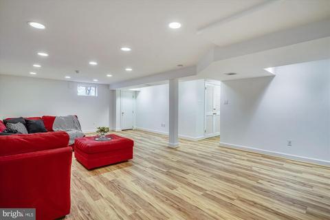 1742 Great Fls, Mclean, VA 22101 photo 30