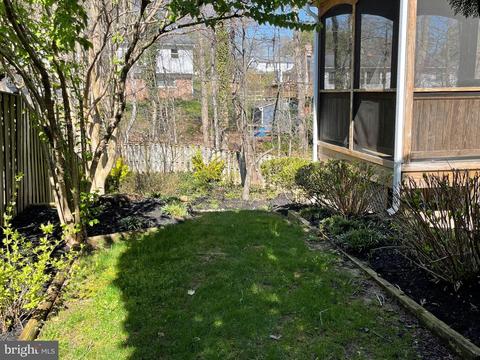 8712 Etta Dr, Springfield, VA 22152 photo 9