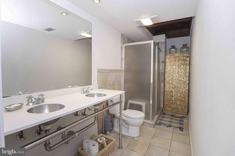 11162 Glade Dr, Reston, VA 20191 photo 33