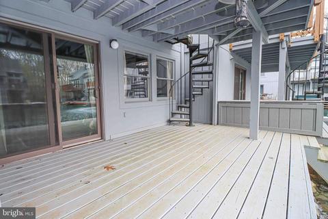 11162 Glade Dr, Reston, VA 20191 photo 38