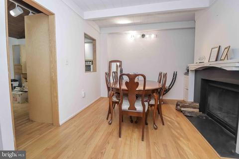 11162 Glade Dr, Reston, VA 20191 photo 11