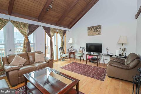 11162 Glade Dr, Reston, VA 20191 photo 22