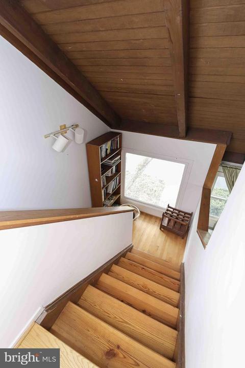 11162 Glade Dr, Reston, VA 20191 photo 28