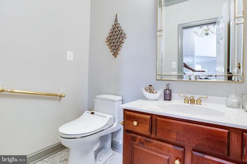 1194 Windrock Dr, Mclean, VA 22102 photo 15