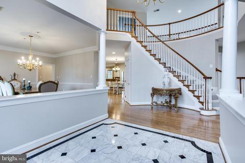 1194 Windrock Dr, Mclean, VA 22102 photo 7