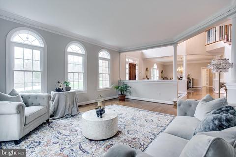 1194 Windrock Dr, Mclean, VA 22102 photo 11