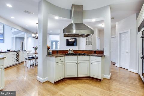 1194 Windrock Dr, Mclean, VA 22102 photo 24
