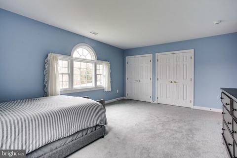 1194 Windrock Dr, Mclean, VA 22102 photo 35