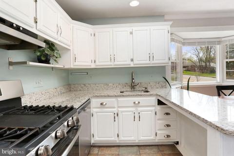 5214 Juliet St, Springfield, VA 22151 photo 9