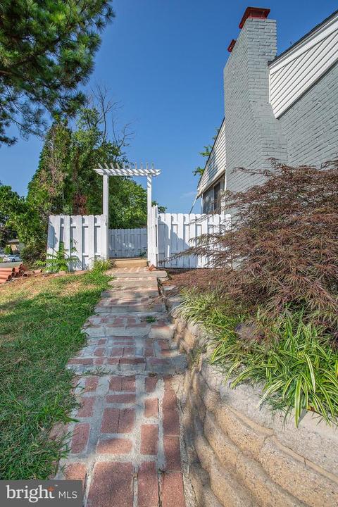 6019 Trailside Dr, Springfield, VA 22150 photo 36