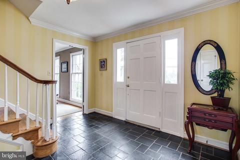 1713 Birch, Mclean, VA 22101 photo 3