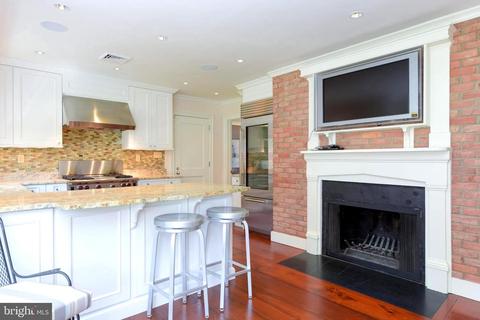 1434 Woodacre Dr, Mclean, VA 22101 photo 11