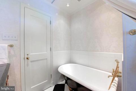 1434 Woodacre Dr, Mclean, VA 22101 photo 16
