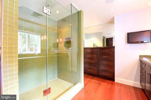 1434 Woodacre Dr, Mclean, VA 22101 photo 21