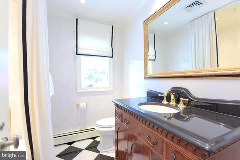 1434 Woodacre Dr, Mclean, VA 22101 photo 15