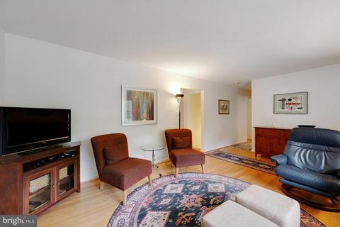 6801 Dillon Ave, Mclean, VA 22101 photo 4