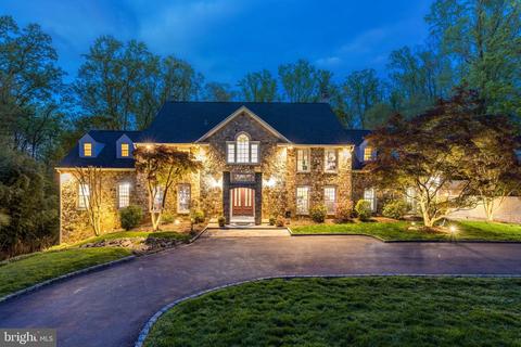 7570 Potomac Fall Rd, Mclean, VA 22102 photo 1