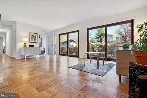 2302 Staley Rd, Reston, VA 20191 photo 4