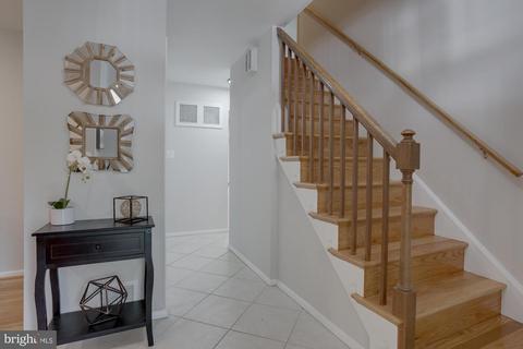 8202 Marcy Ave, Springfield, VA 22152 photo 8