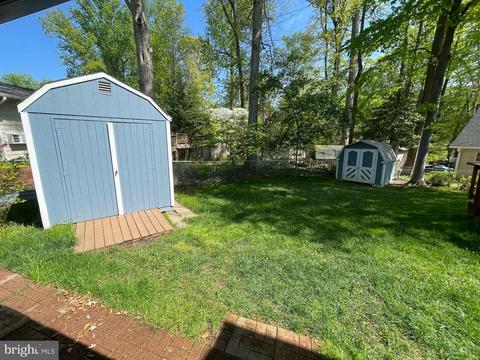 8917 Cromwell Dr, Springfield, VA 22151 photo 5