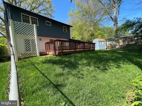 8917 Cromwell Dr, Springfield, VA 22151 photo 3