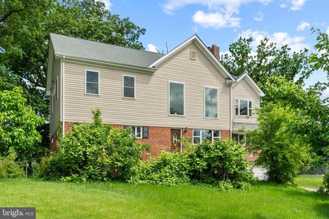 6024 Trailside Dr, Springfield, VA 22150 photo 2