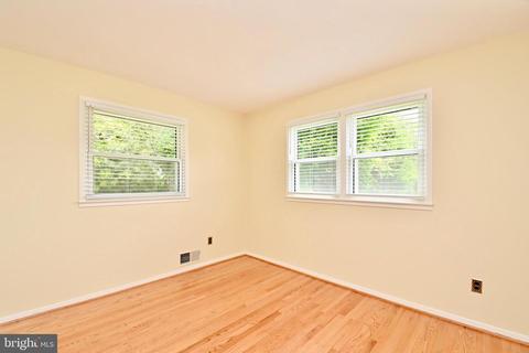 5203 Queensberry Ave, Springfield, VA 22151 photo 18