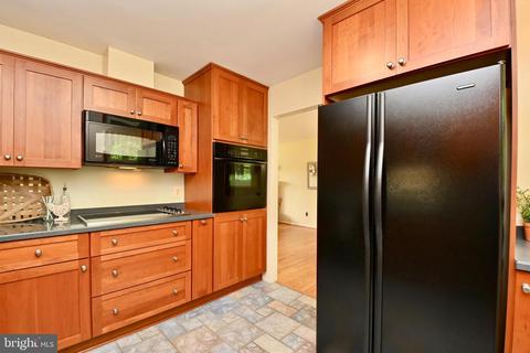 5203 Queensberry Ave, Springfield, VA 22151 photo 15