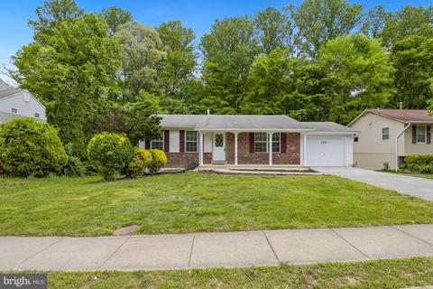 7261 Linden Tree Ln, Springfield, VA 22152 photo 1