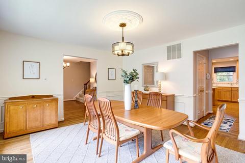 7808 Falstaff Rd, Mclean, VA 22102 photo 9