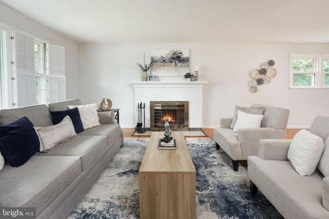7503 Gresham St, Springfield, VA 22151 photo 6