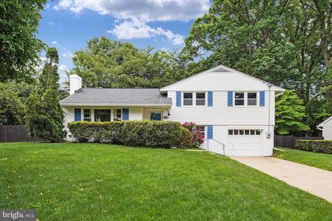 7503 Gresham St, Springfield, VA 22151 photo 2