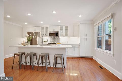 7281 Evans Mill Rd, Mclean, VA 22101 photo 2