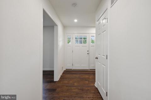 6703 Portree Ct, Springfield, VA 22152 photo 26