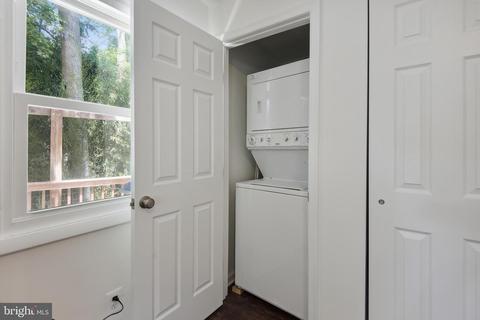 6703 Portree Ct, Springfield, VA 22152 photo 25