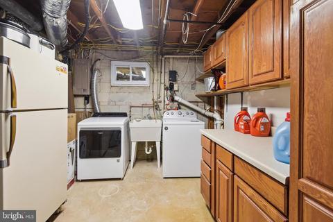 6703 Portree Ct, Springfield, VA 22152 photo 43