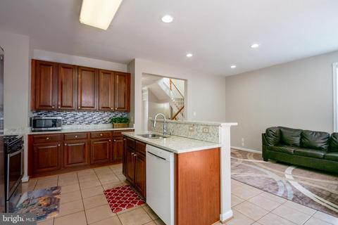 2619 Tarleton Corner Dr, Herndon, VA 20171 photo 19