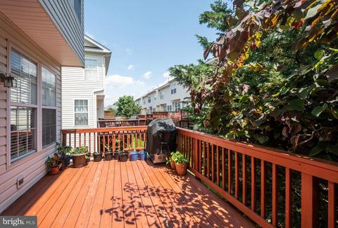 2619 Tarleton Corner Dr, Herndon, VA 20171 photo 12