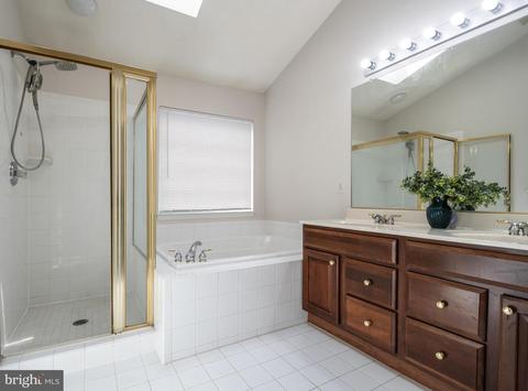 2619 Tarleton Corner Dr, Herndon, VA 20171 photo 32