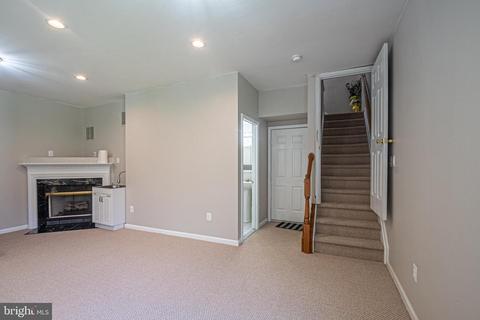 2619 Tarleton Corner Dr, Herndon, VA 20171 photo 40