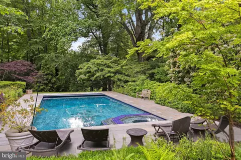 7100 Holyrood Dr, Mclean, VA 22101 photo 50