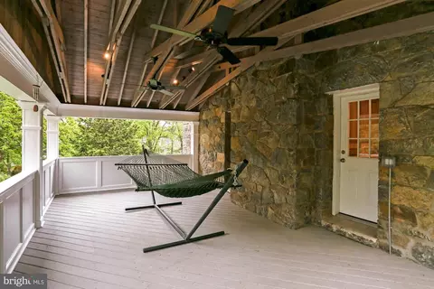 7100 Holyrood Dr, Mclean, VA 22101 photo 27