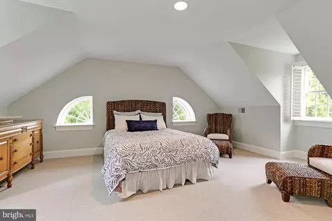7100 Holyrood Dr, Mclean, VA 22101 photo 36