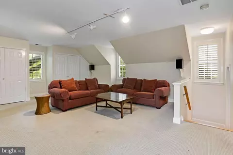 7100 Holyrood Dr, Mclean, VA 22101 photo 43