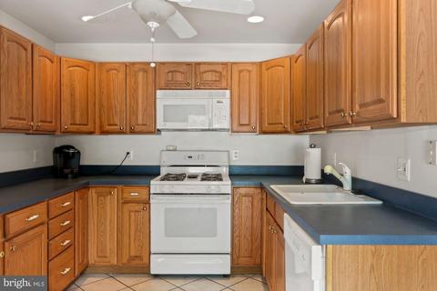 6012 Frontier Dr, Springfield, VA 22150 photo 13