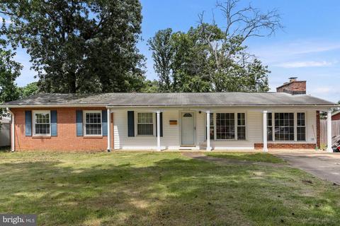 6012 Frontier Dr, Springfield, VA 22150 photo 2