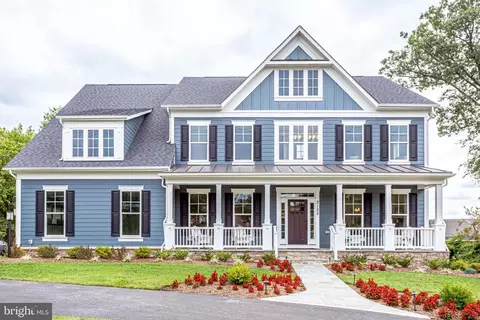 1211 Lyndale Dr, Alexandria, VA 22308