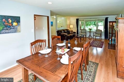 7306 Gresham St, Springfield, VA 22151 photo 14