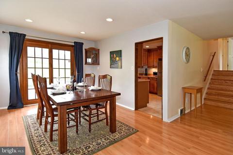 7306 Gresham St, Springfield, VA 22151 photo 13