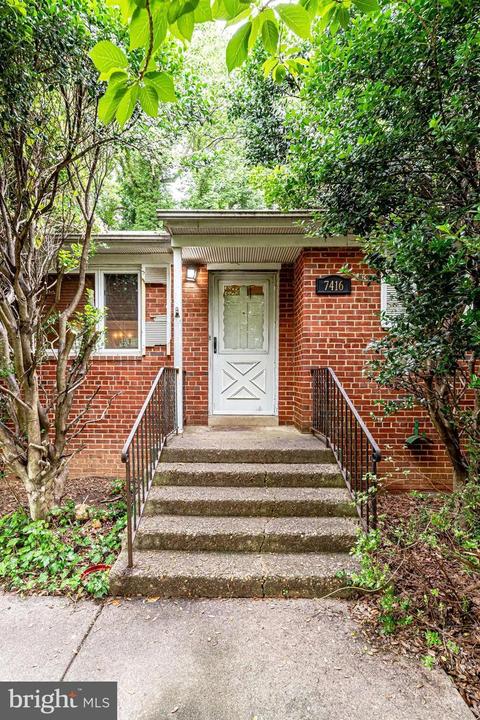 7416 Jervis St, Springfield, VA 22151 photo 1